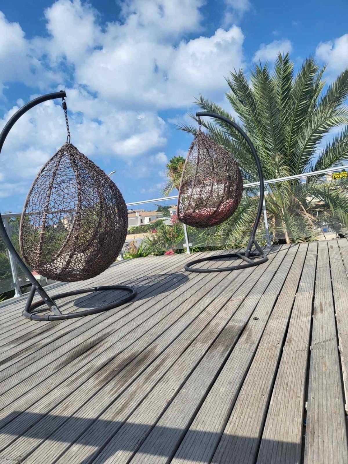 Villa Neyla Four Bedroom Coral Bay Beach Front المظهر الخارجي الصورة